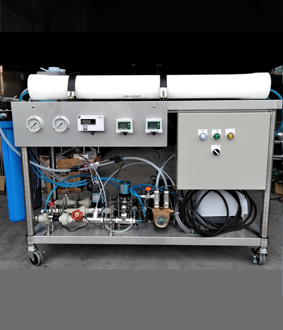 半自動充填打栓装置